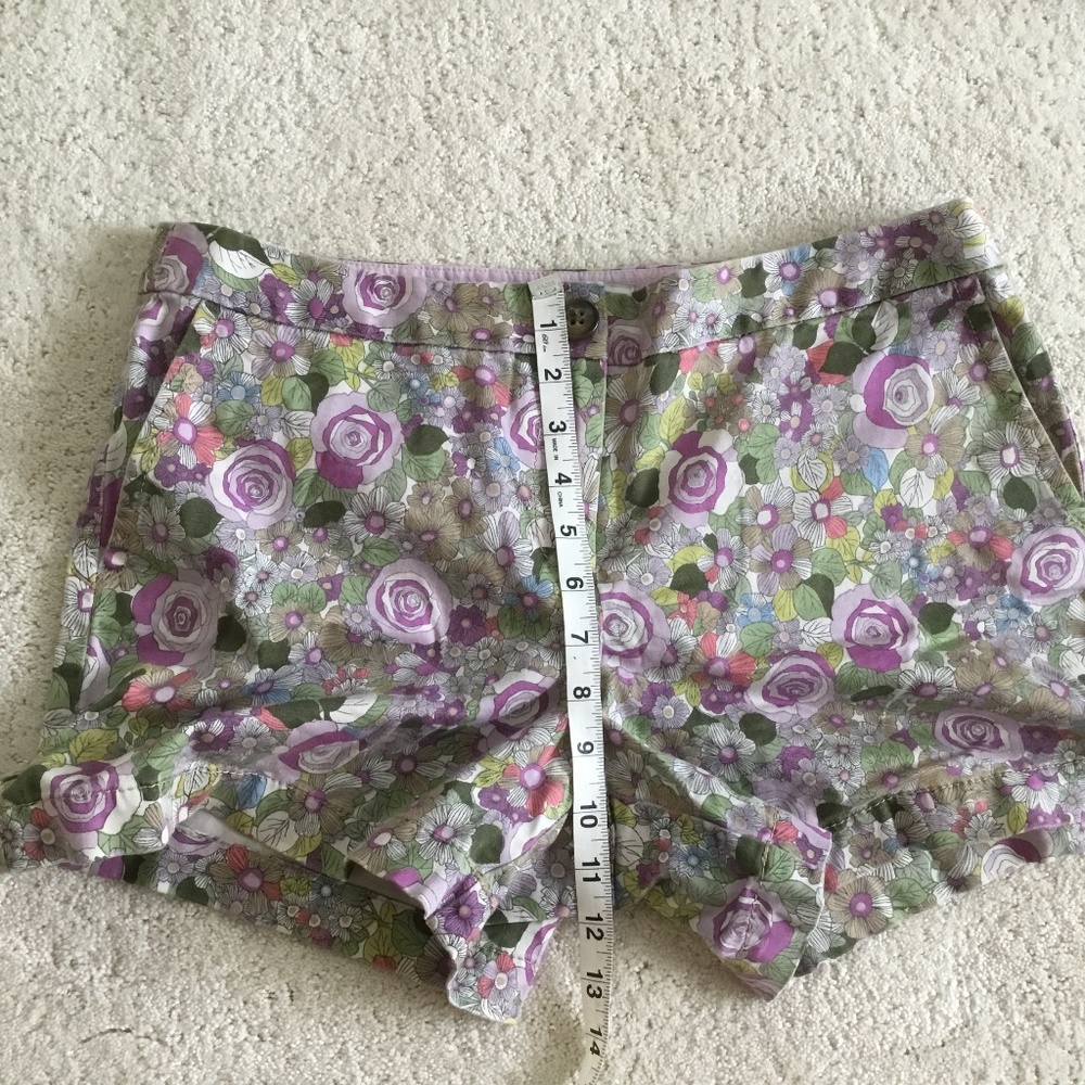 Loft Ann Taylor Floral Shorts - Picture 5 of 6